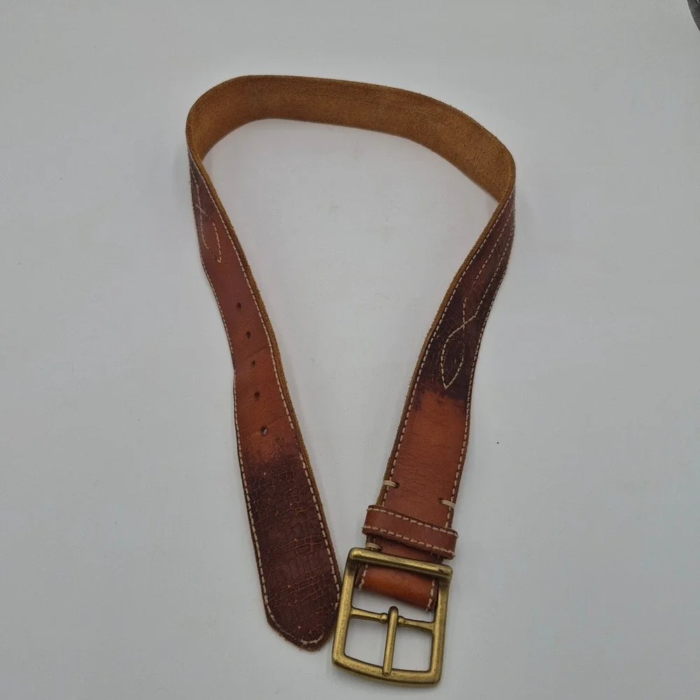 Lucky Brand Mens Brown Leather Belt Triple Stitch Brass Buckle BKRUR122 Size 34